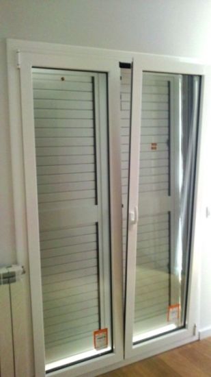 Ventana oscilobatiente 2 hojas